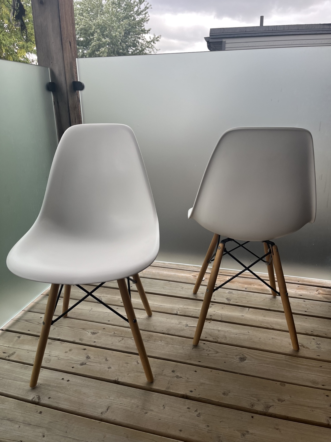 4 x White Eames Style Dining Chair