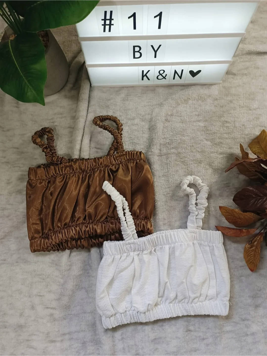 K&N #11 Handmade Crop Top image indicator(2)