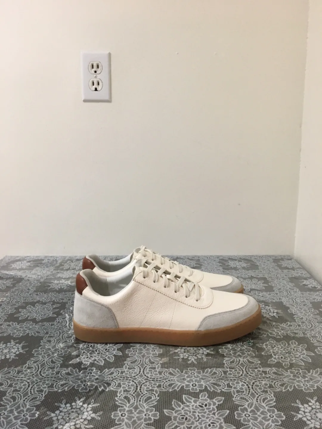 ALLEN EDMONDS MEN’S LEATHER SHOES image indicator(2)