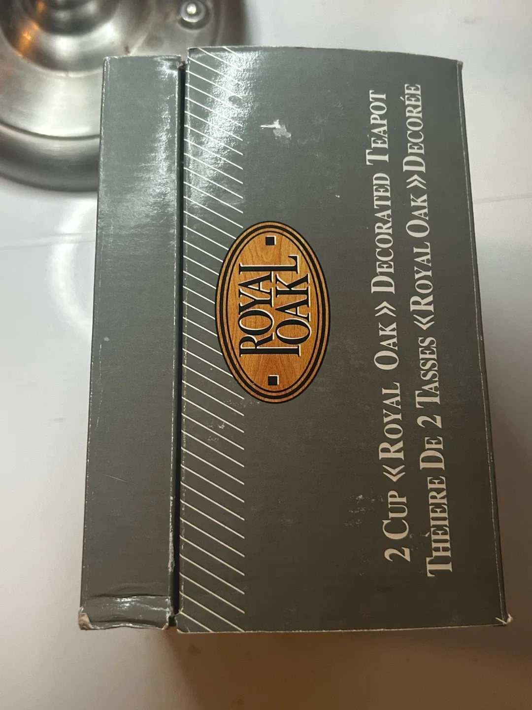 Royal Oak 2-Cup Decorated Teapot (New in Box!) image indicator(3)