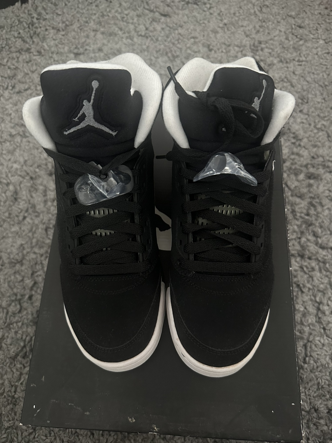 Air Jordan 5 Retro Oreos (GS) Size 6.5Y - photo 3