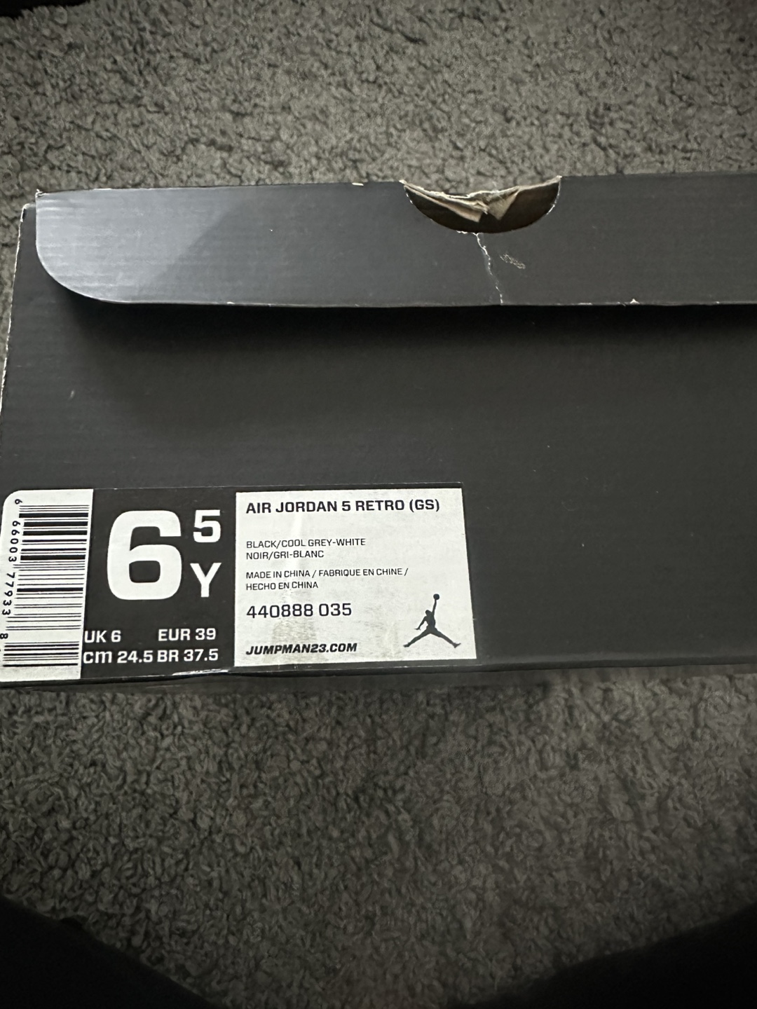 Air Jordan 5 Retro Oreos (GS) Size 6.5Y - photo 5