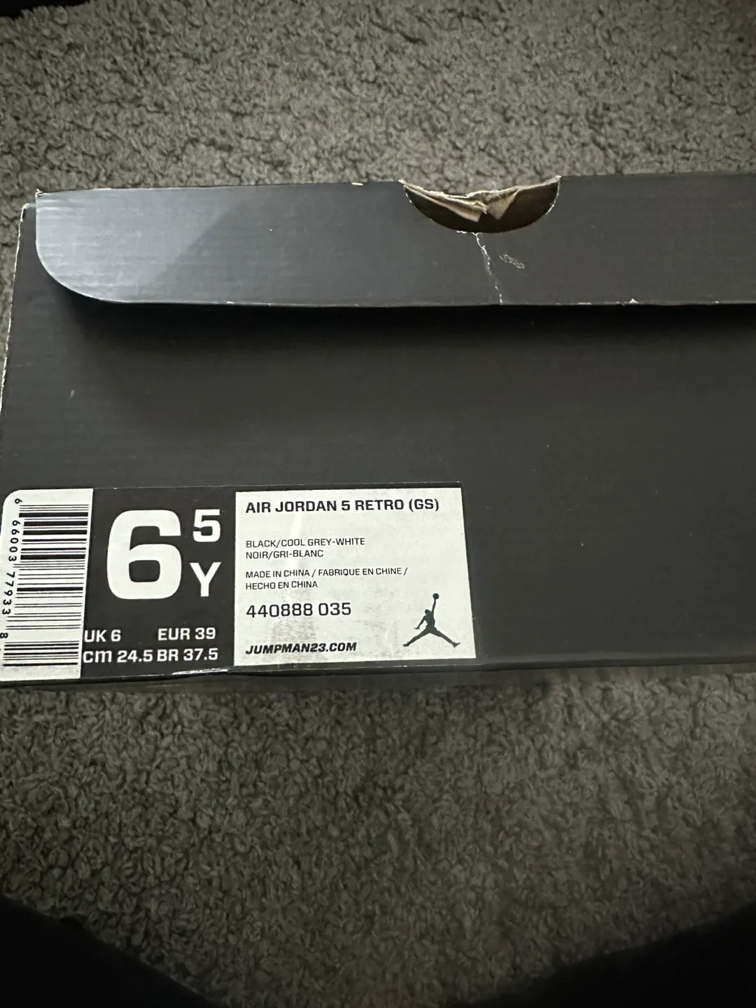 Air Jordan 5 Retro Oreos (GS) Size 6.5Y image indicator(5)
