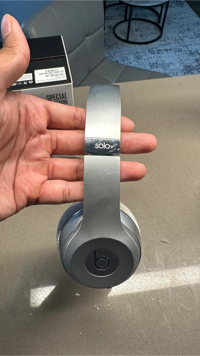 Beats Solo3 Wireless Headphones - Silver - photo 4
