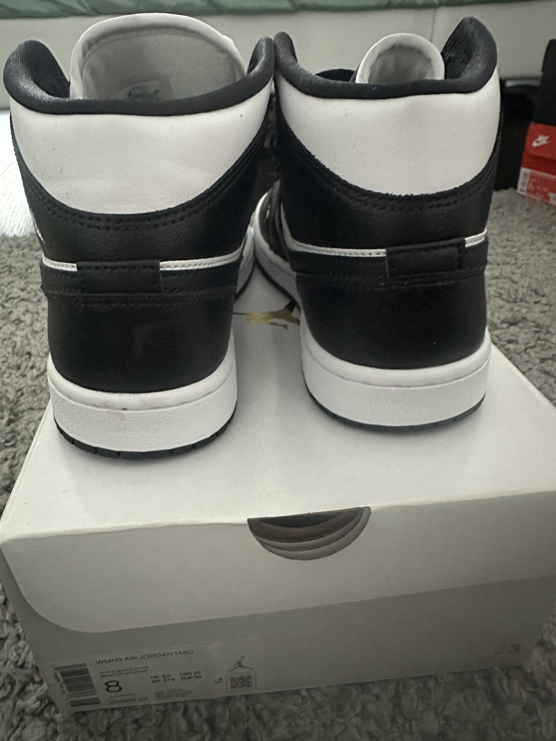 Air Jordan 1 Mid Women's Size 8 - Pandas - photo 3
