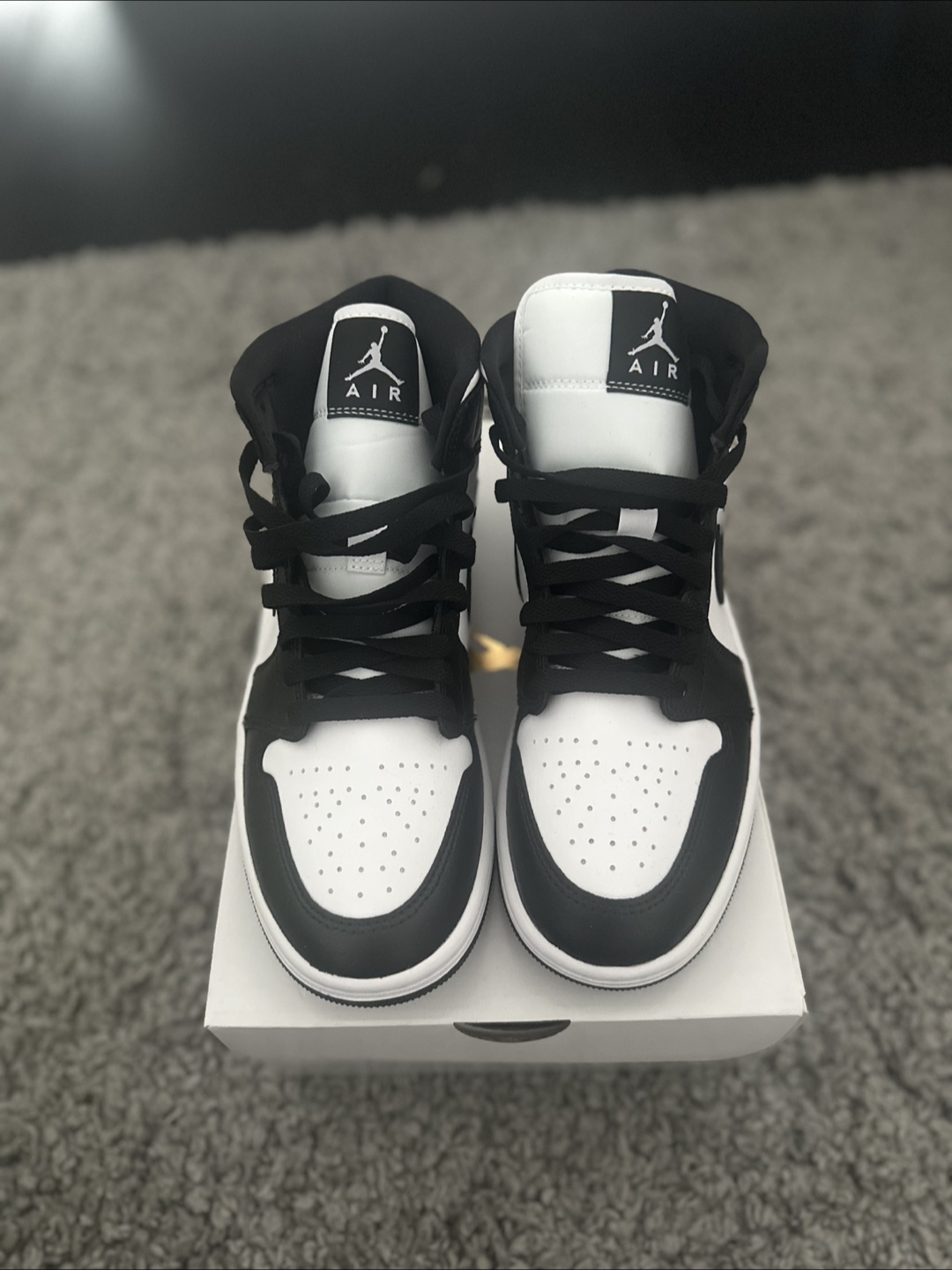 Air Jordan 1 Mid Women's Size 8 - Pandas - photo 2