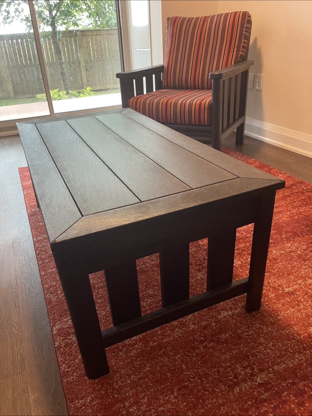 Striped Armchair and Coffee Table Set - photo 3