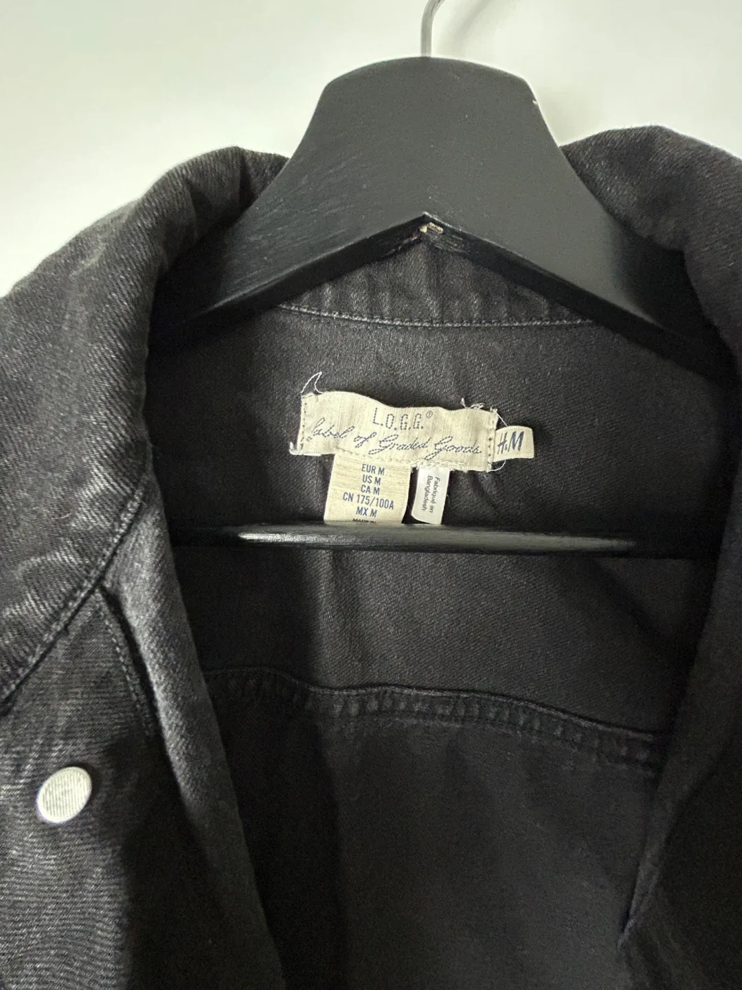 H&M L.O.G.G. Denim Jacket - Size M image indicator(3)