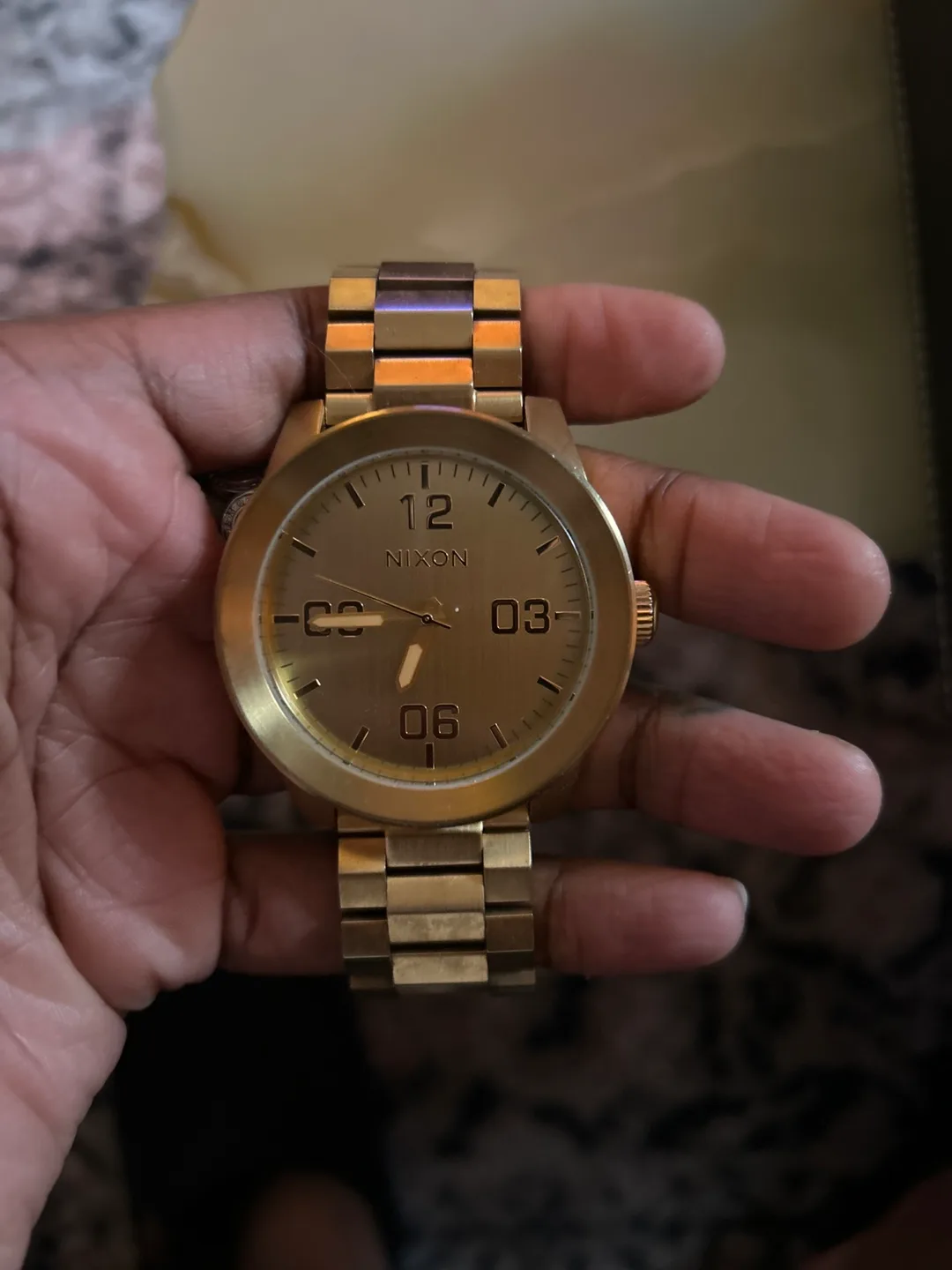 Nixon Gold Watch image indicator(3)