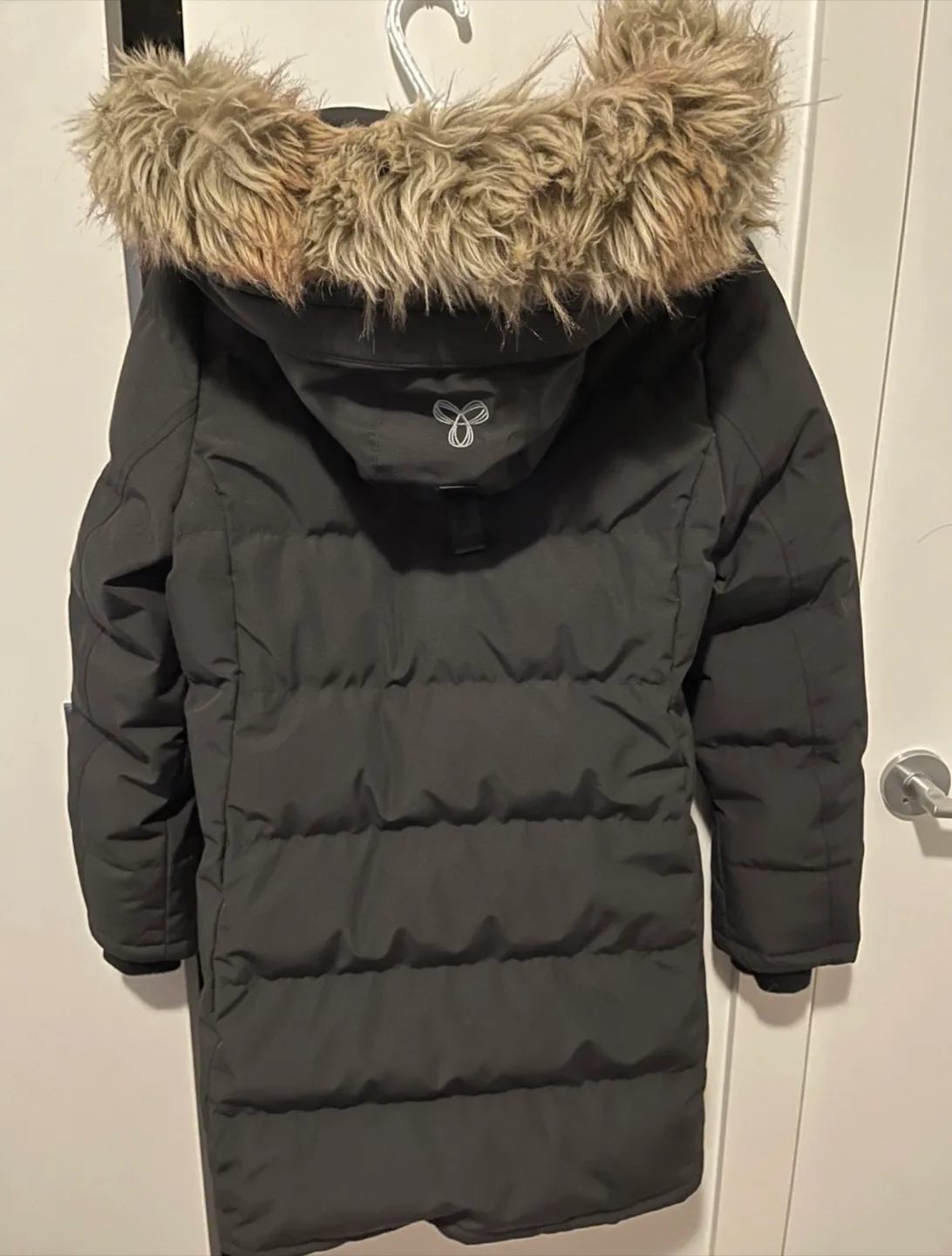 Sale NEW Aritzia Tna The Powder Parka - Black image indicator(5)