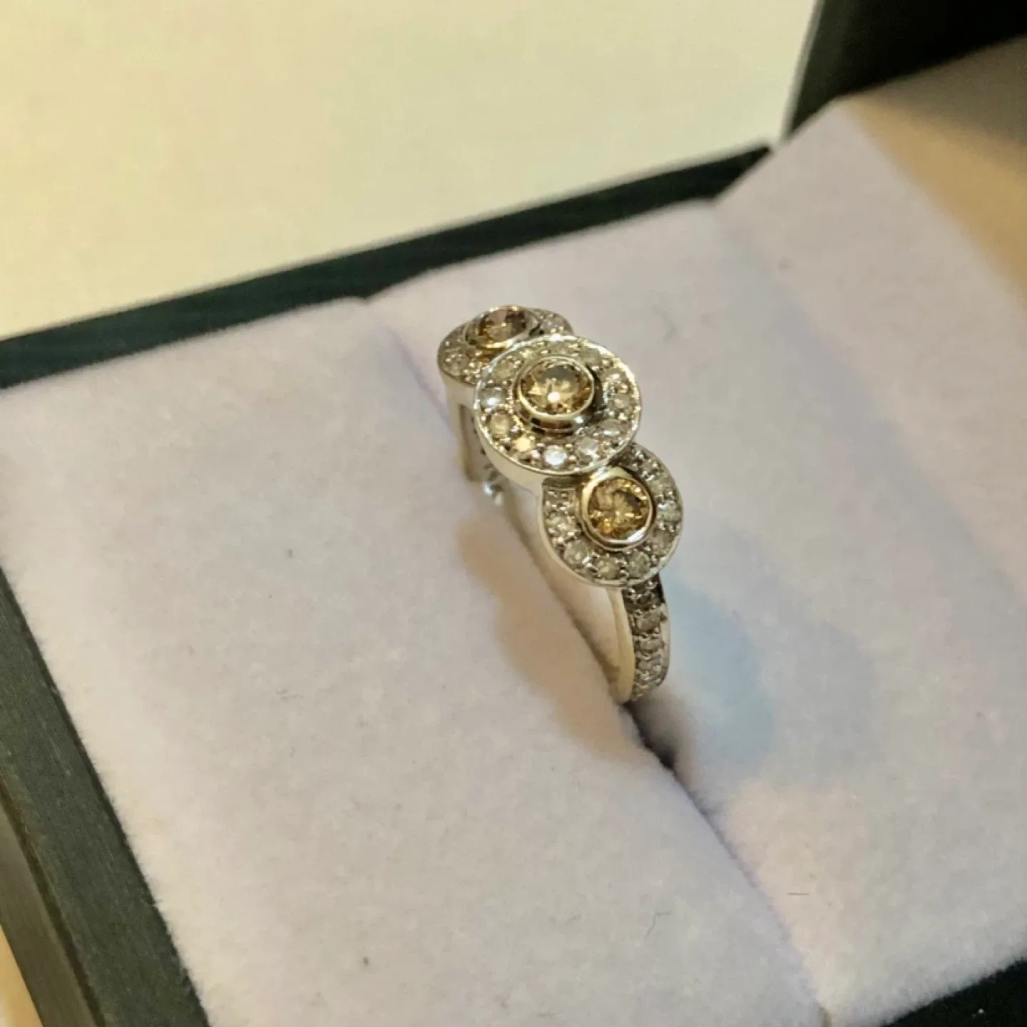 Vintage 14K Two-Tone Gold Diamond Fashion Ring image indicator(2)