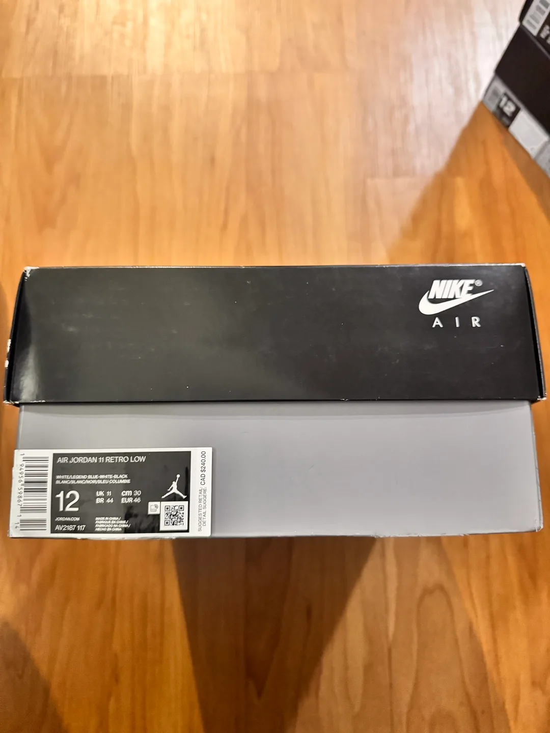 Jordan 11 Retro Legend Blue Shoes image indicator(6)