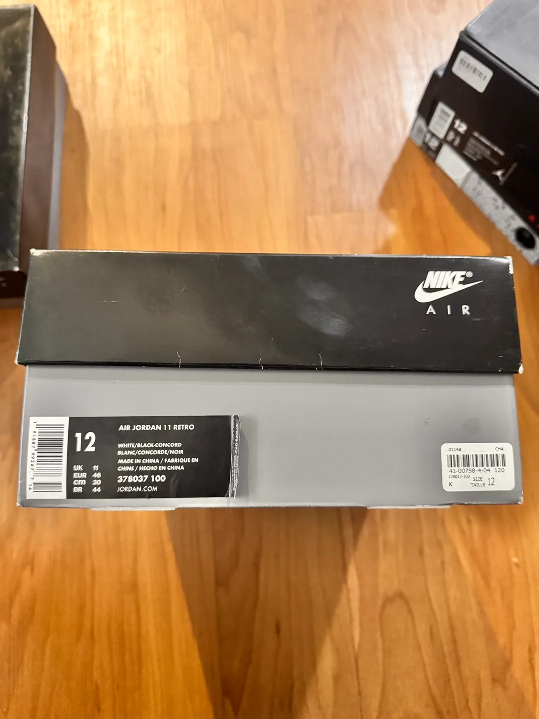 Air Jordan 11 Retro Concord Size 12 image indicator(6)