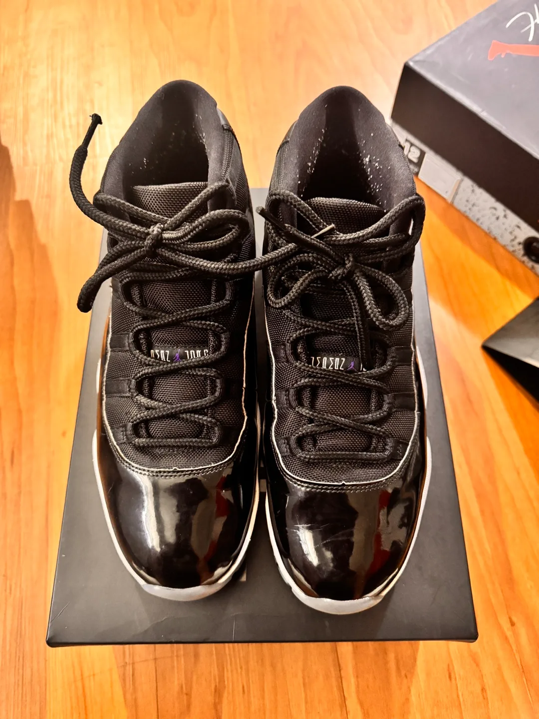 Air Jordan 11 Retro Space Jam 2016 Size 12 image indicator(4)