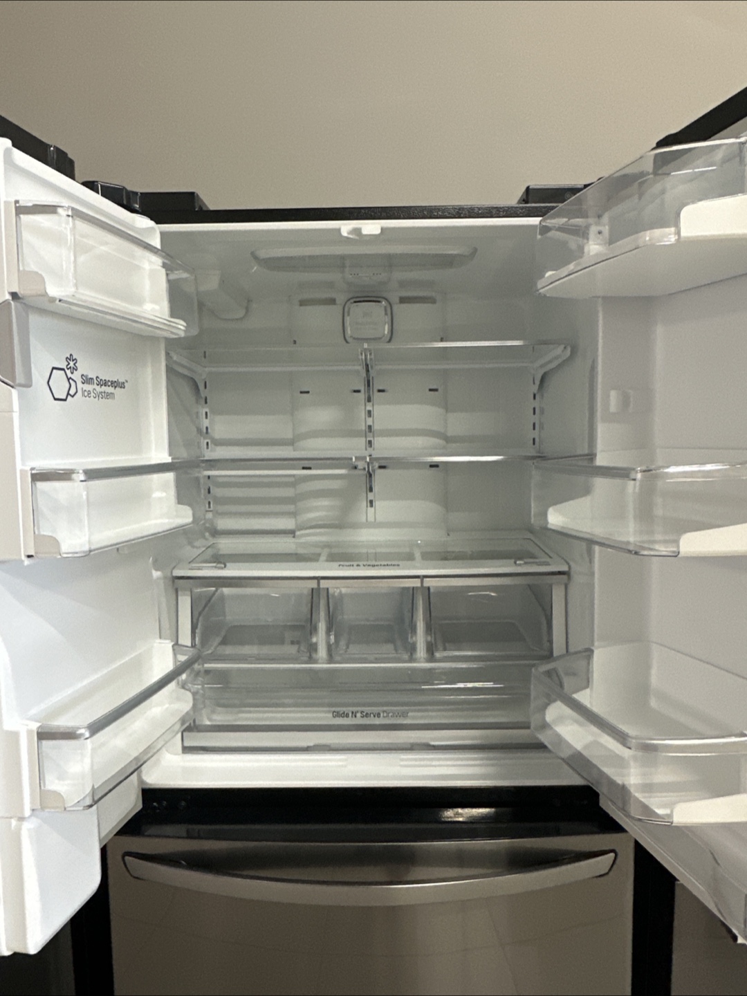 LG 36 inches French Door Fridge (has warranty) - photo 3