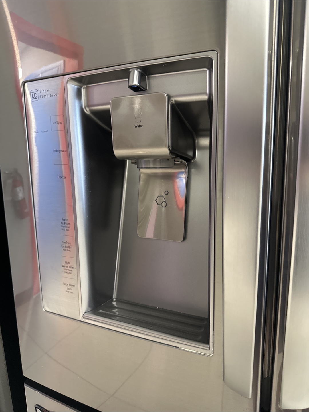 LG 36 inches French Door Fridge (has warranty) - photo 2