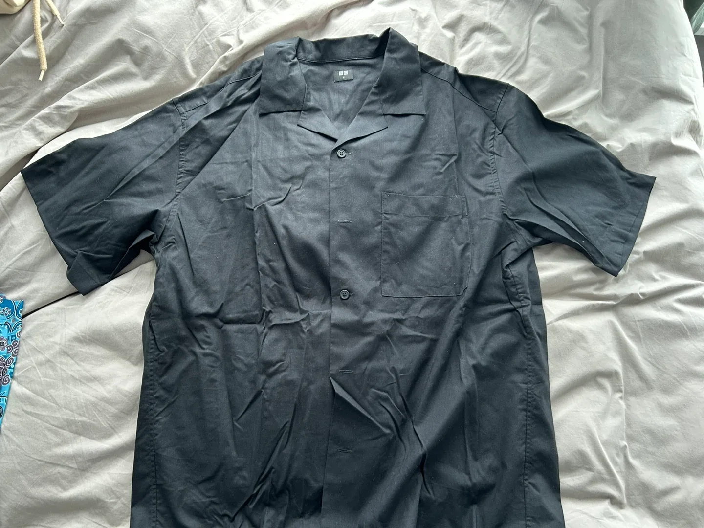 Uniqlo Black Camp Collar Shirt - Size M thumbnail