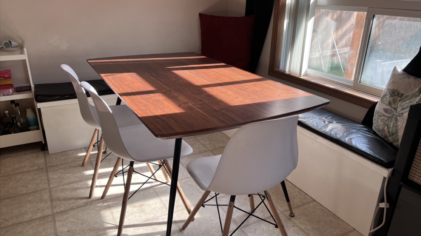 Dining Table +4 Chairs  + banquet seating/storage - Wood & White