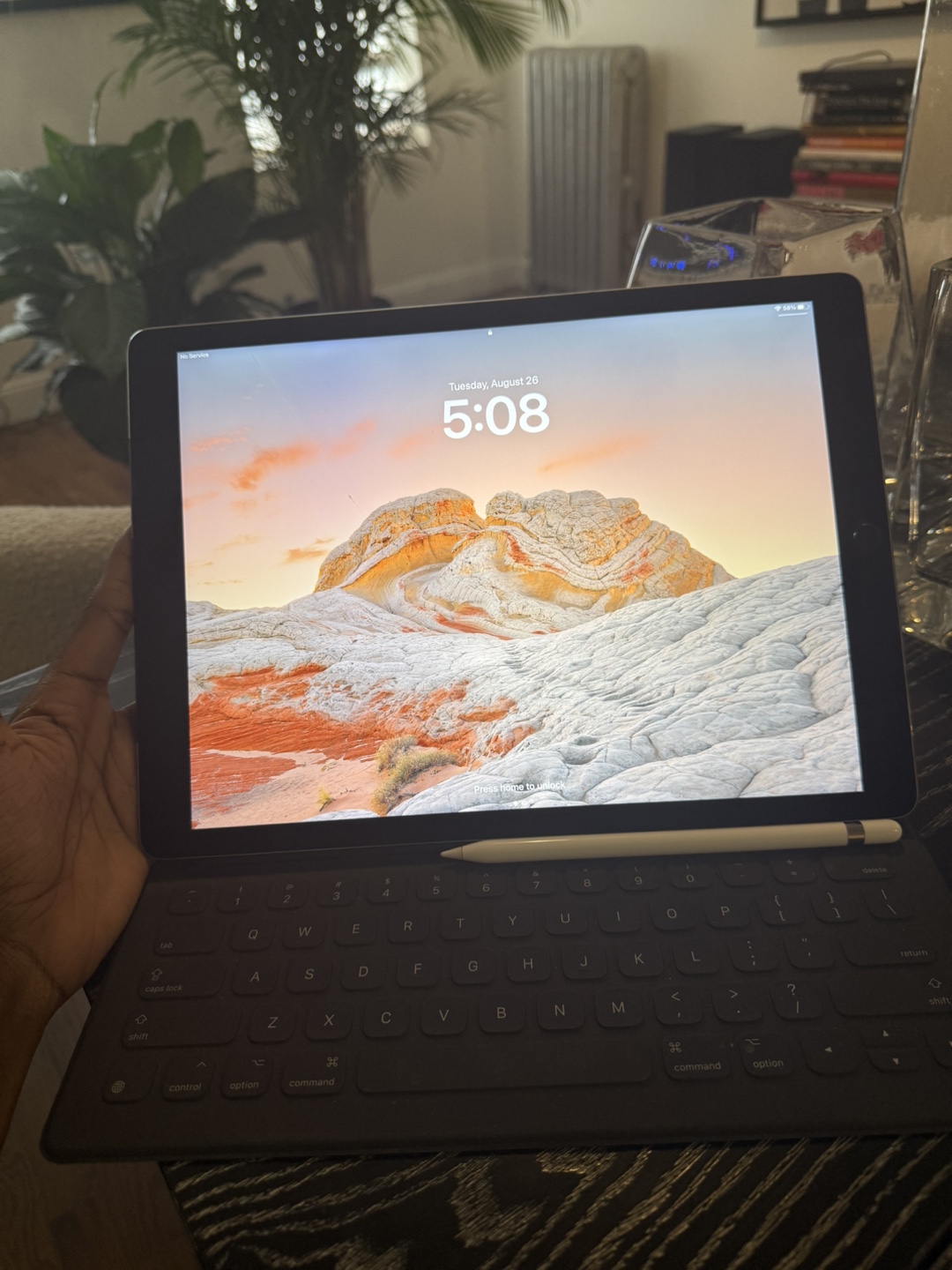 Apple iPad with Smart Keyboard and Pencil