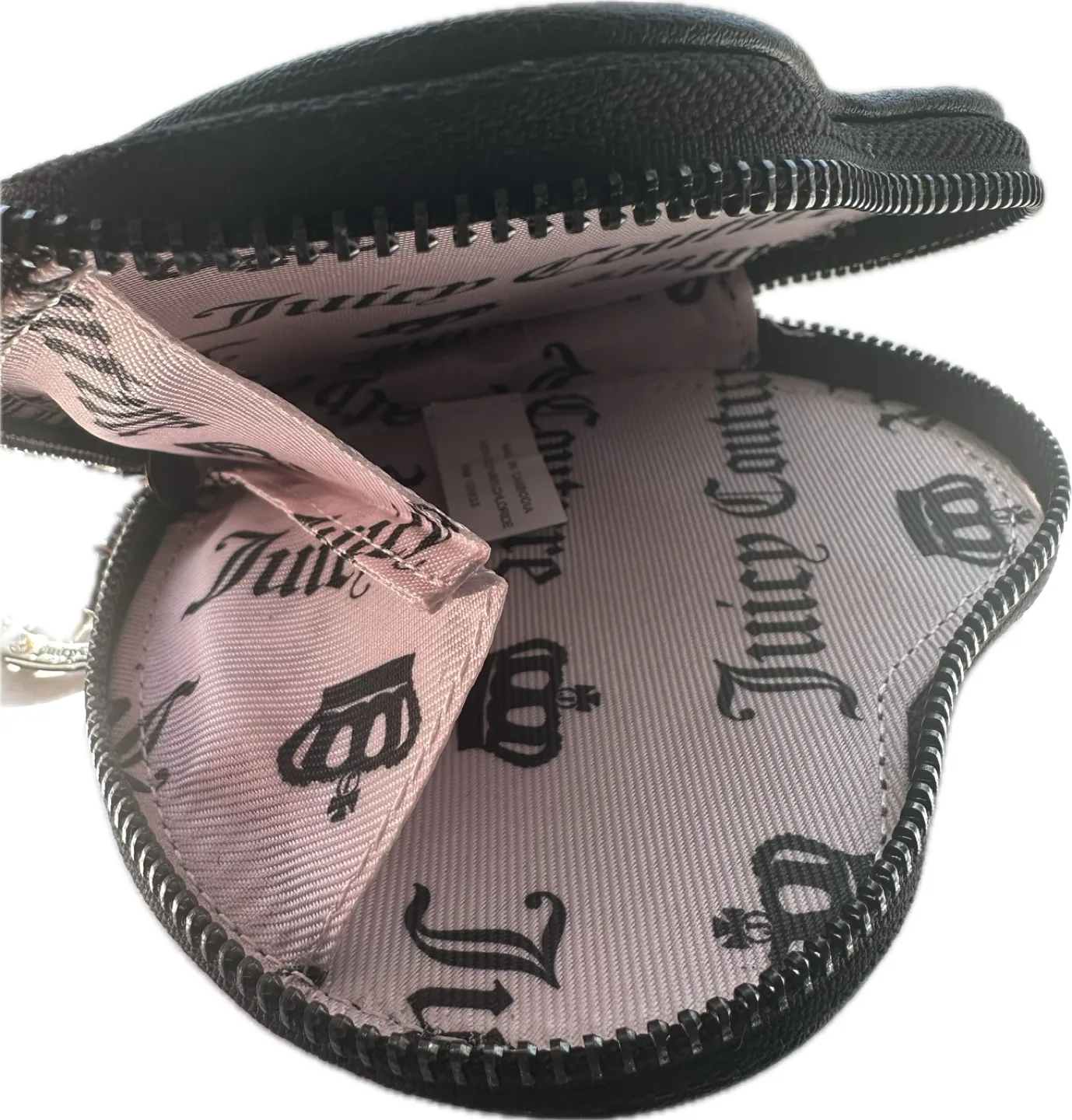 Juicy Couture Heart Zip Around Wallet On Chain image indicator(3)