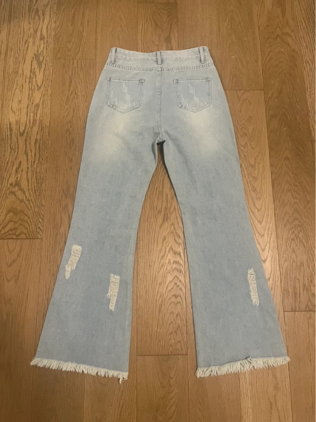 Light Washed Ripped Flare Jeans (~W28) image indicator(2)