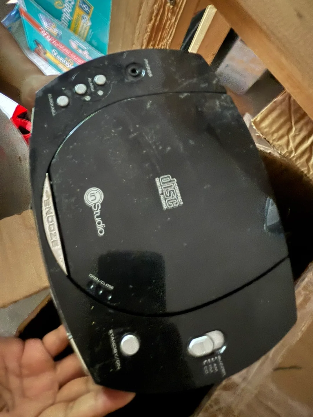 InStudio CD Player Alarm Clock Radio image indicator(2)