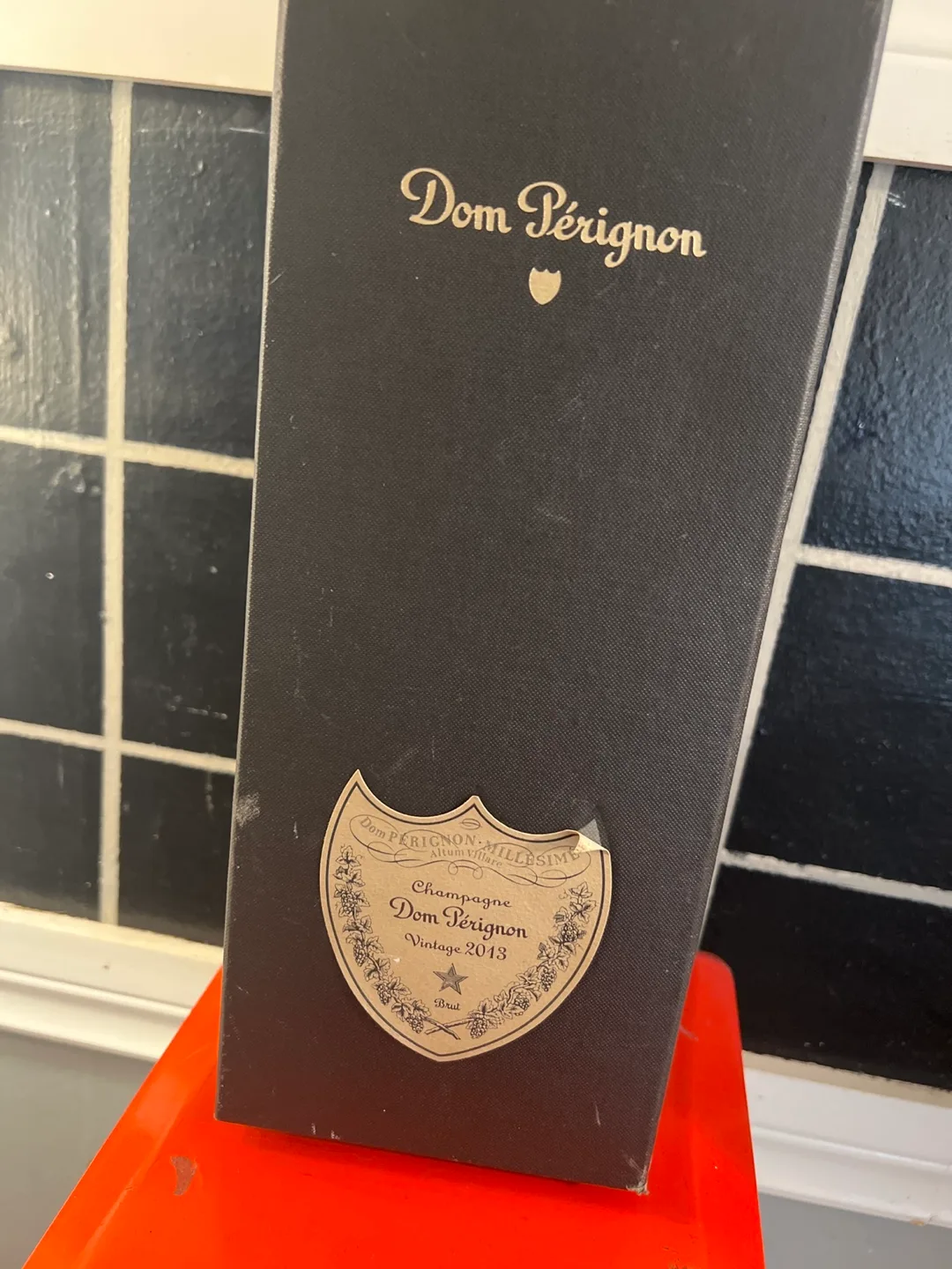 Empty box Dom Pérignon Vintage 2013 Champagne Box thumbnail