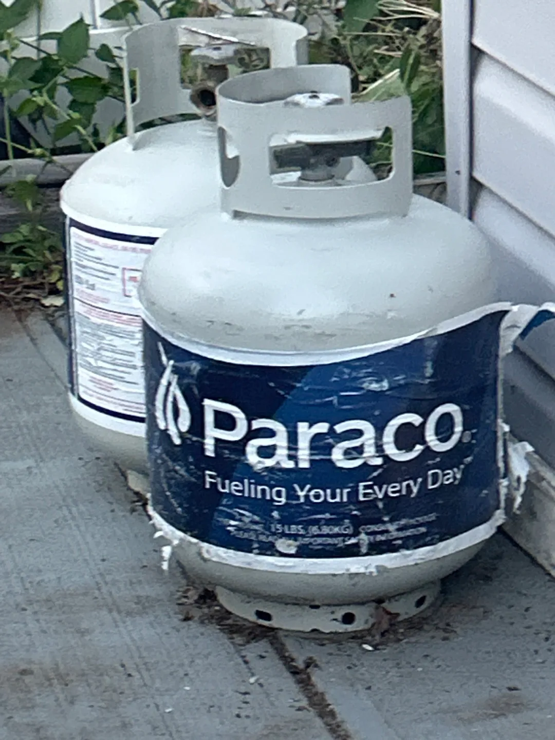 Paraco Propane Tank - 15 lbs thumbnail
