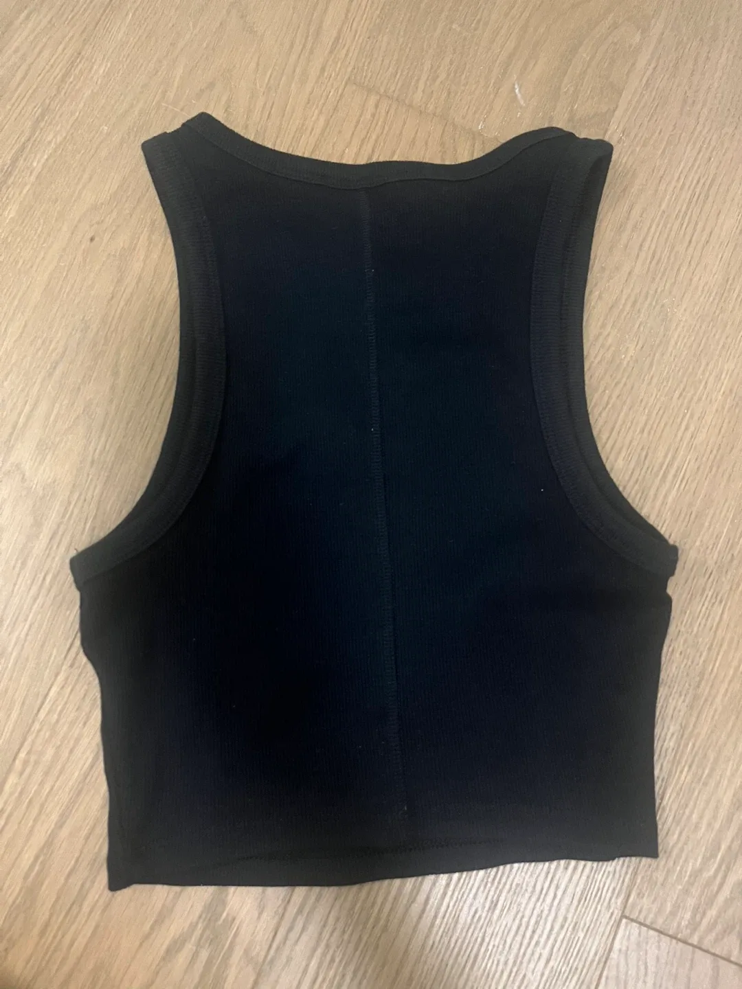 Zara Cropped Ribbed Tank Top in Black (medium) image indicator(2)