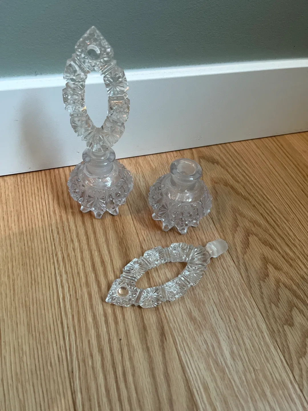 Vintage Crystal Perfume Bottles thumbnail