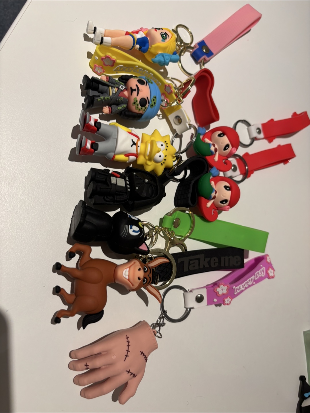 9 TV Cartoon Character Keychains - Lisa, Darth Vador, The Thing