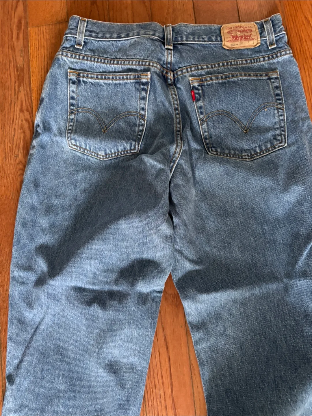 Levi's 550 Relaxed Tapered Jeans - Size 16L image indicator(6)