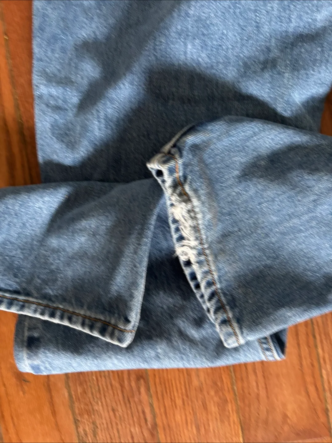 Levi's 550 Relaxed Tapered Jeans - Size 16L image indicator(7)