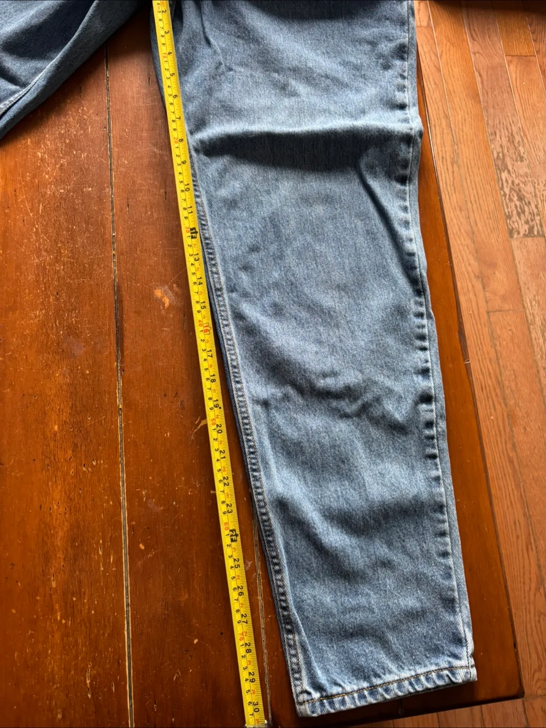 Levi's 550 Relaxed Tapered Jeans - Size 16L image indicator(9)