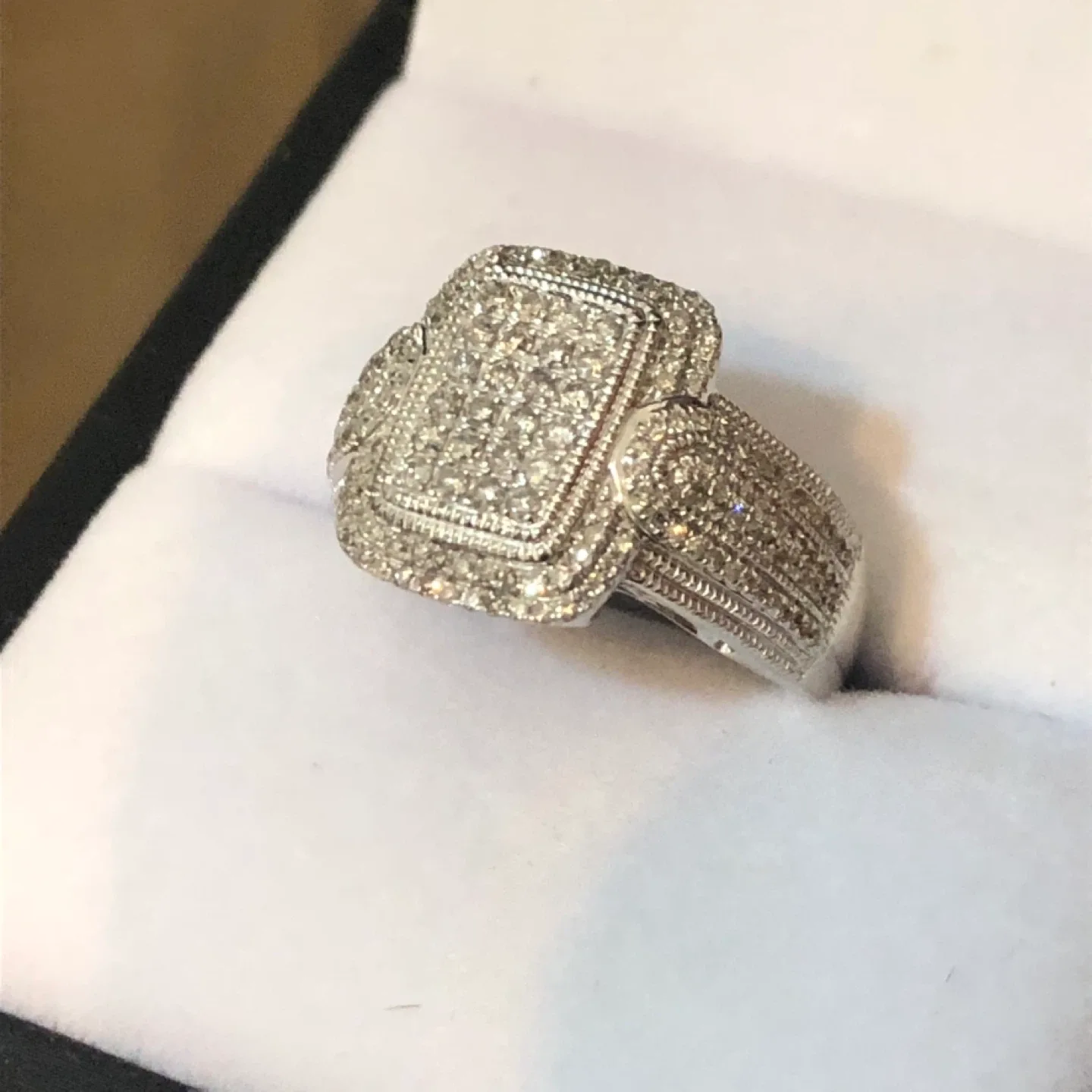 925 Sterling Silver Diamond Ring image indicator(2)