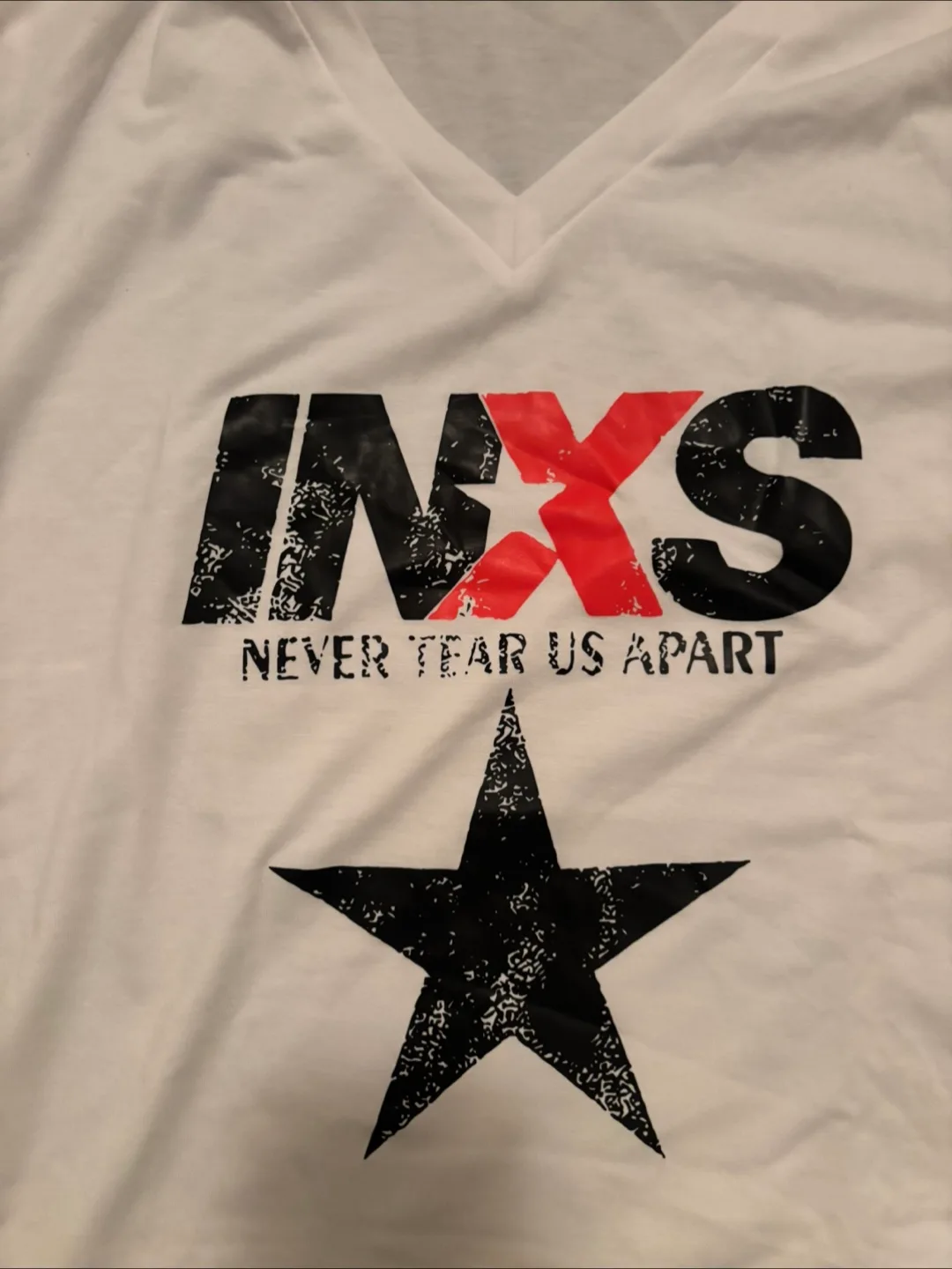 NEW Women’s Vintage Y2K INXS T Shirt L-XL image indicator(2)