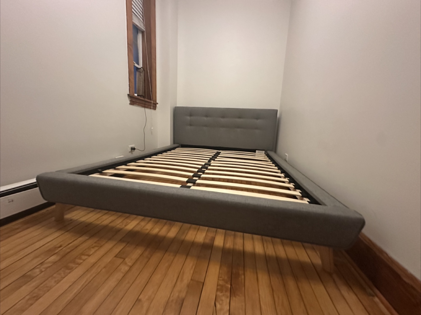 Gray Mid Century Modern Queen Bed Frame - photo 2