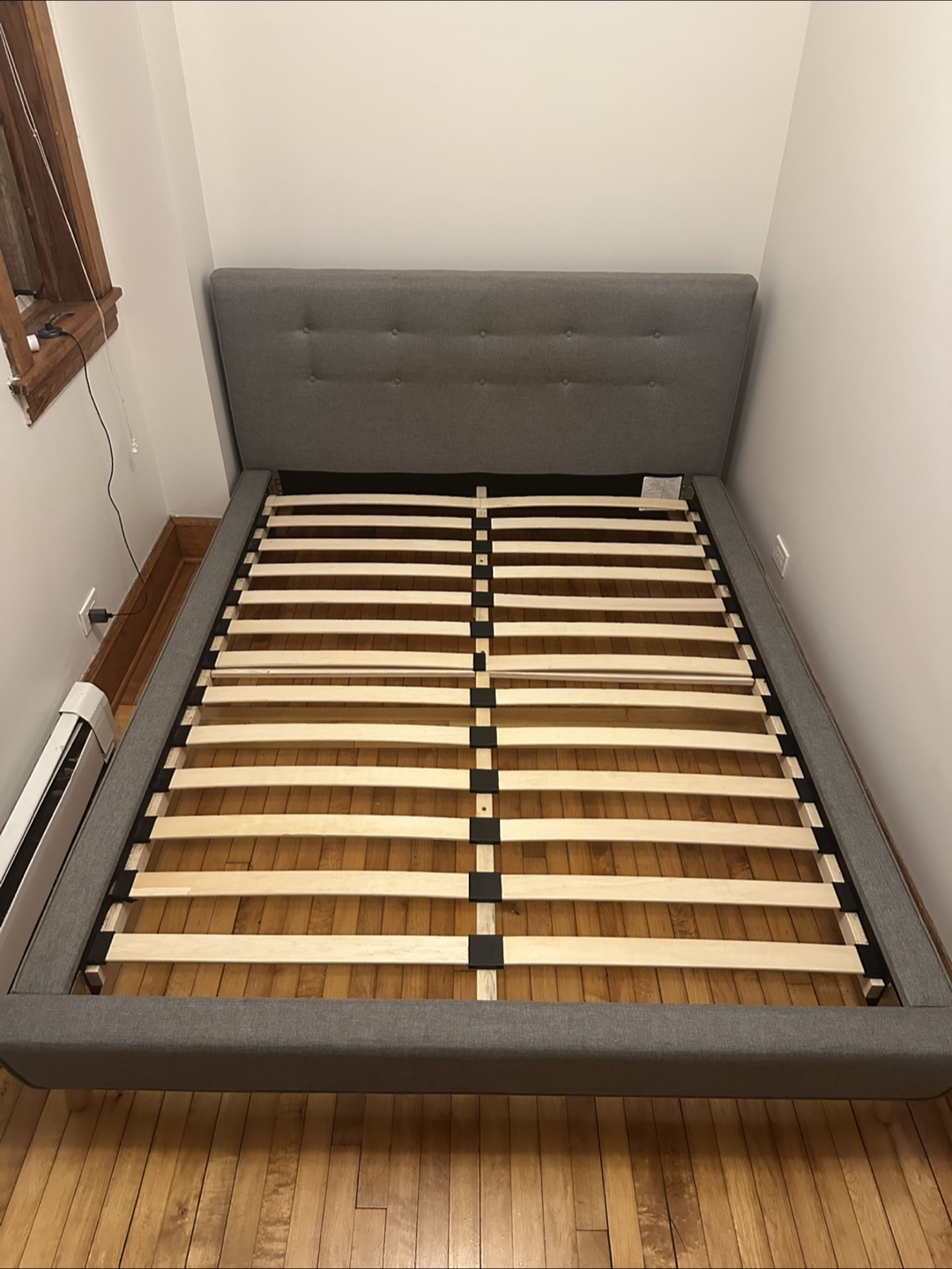 Gray Mid Century Modern Queen Bed Frame - photo 5