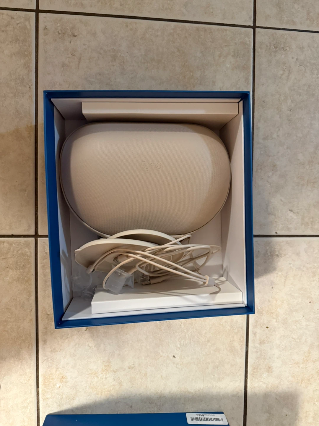 Eufy Wearable Breast Pump S1 Pro - New! - photo 3