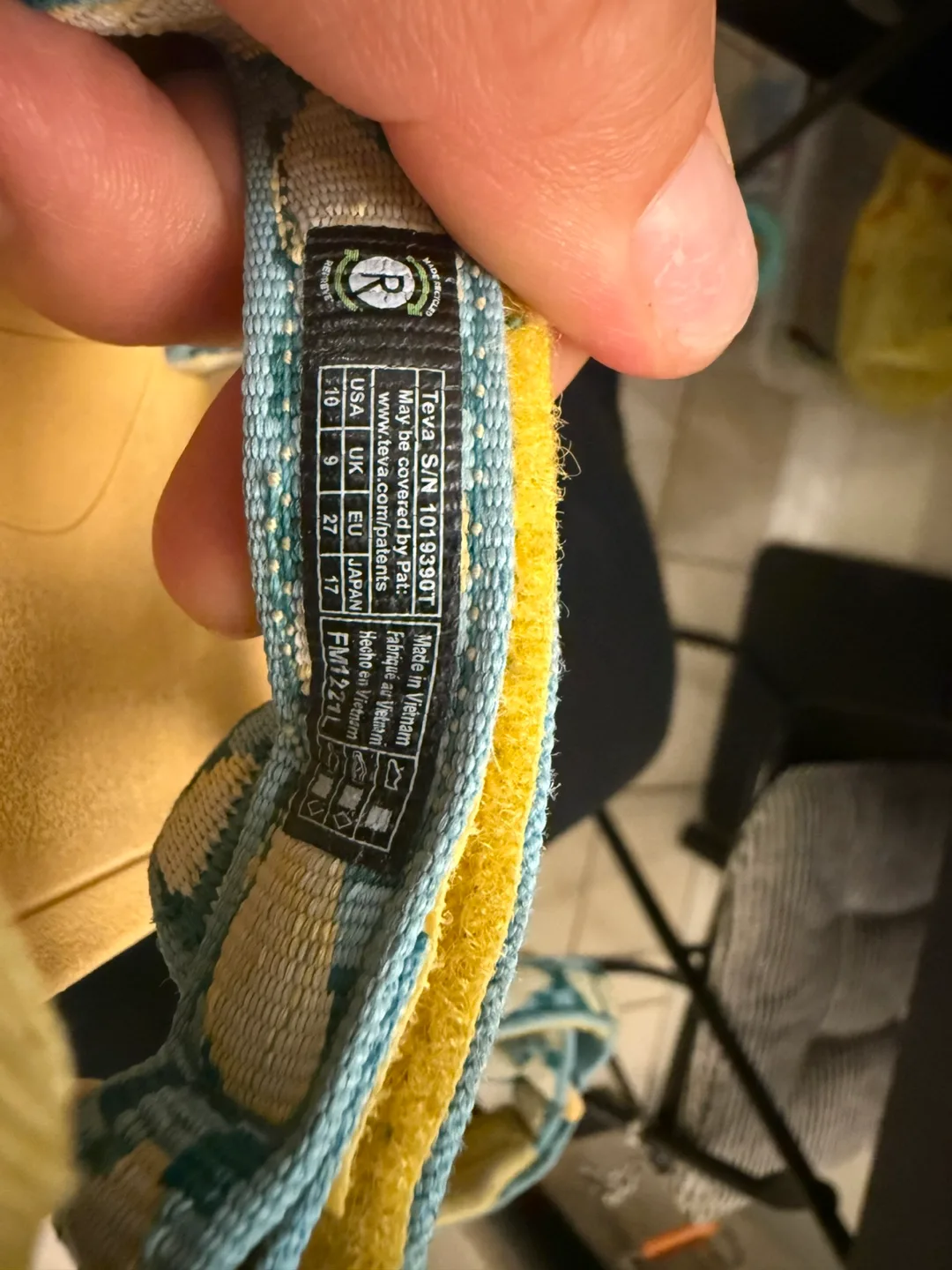 Teva Sandals - Size 10 kids 17cm thumbnail
