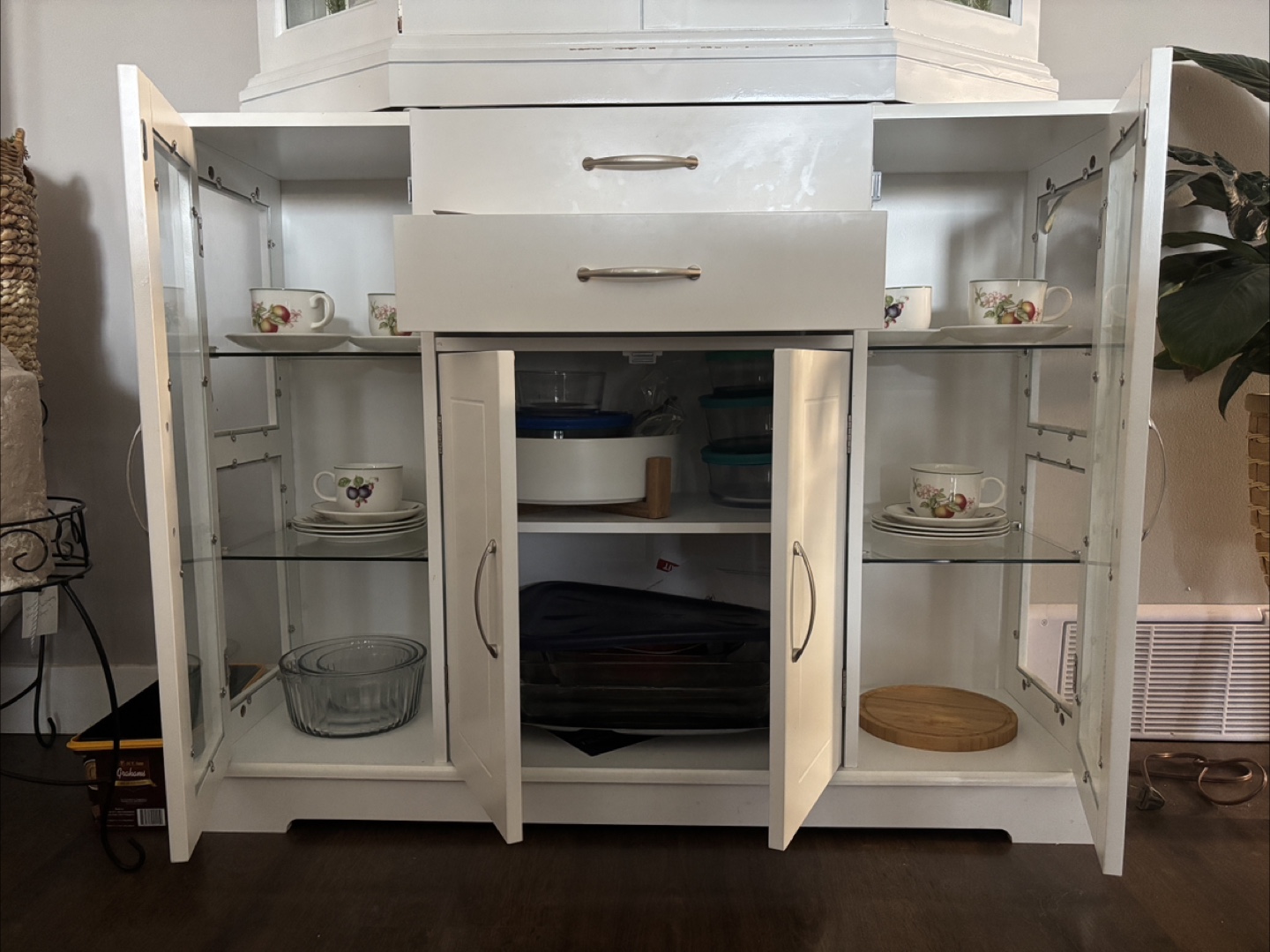 White Display Cabinet with Glass Doors - photo 5