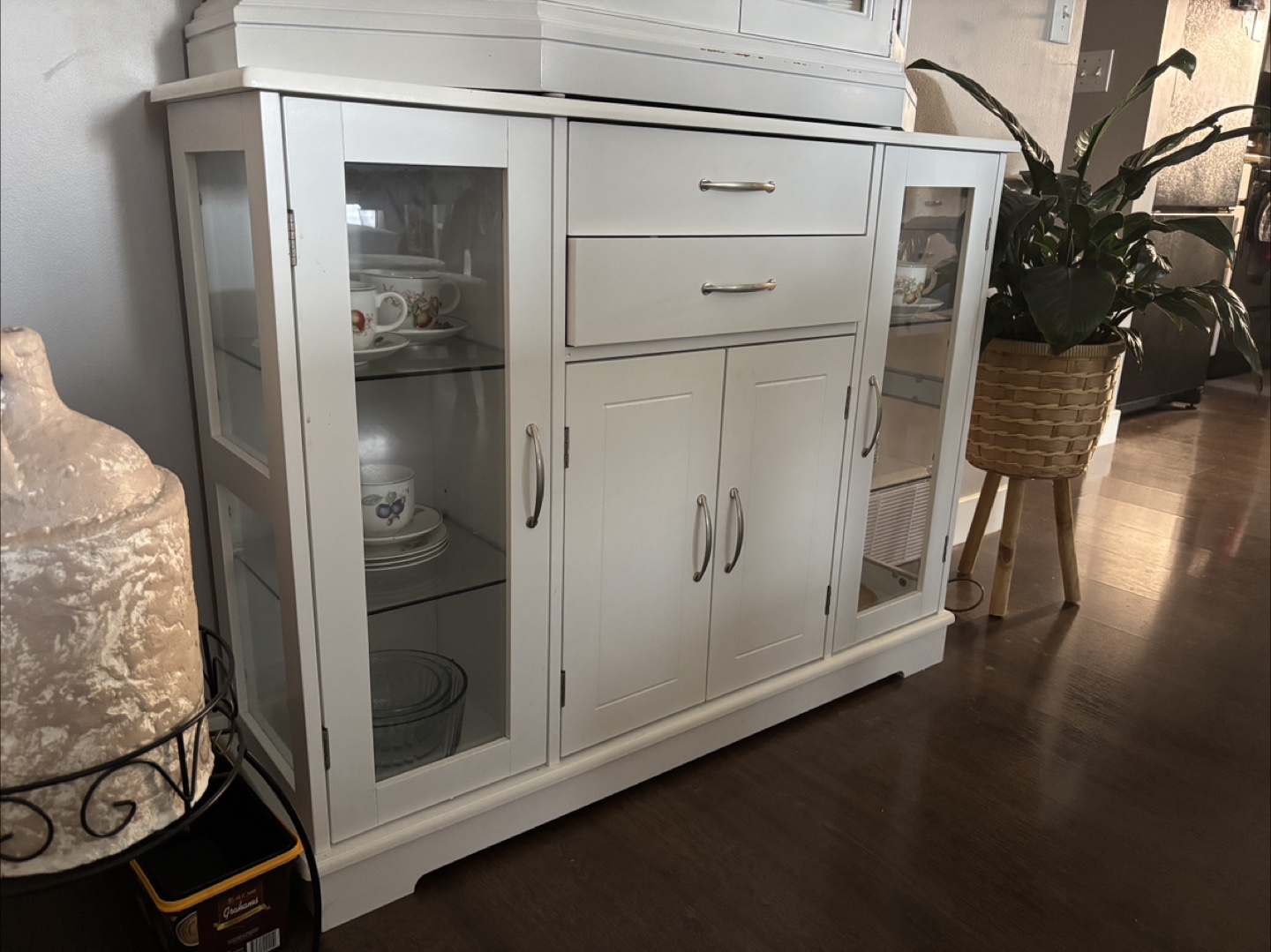 White Display Cabinet with Glass Doors - photo 2