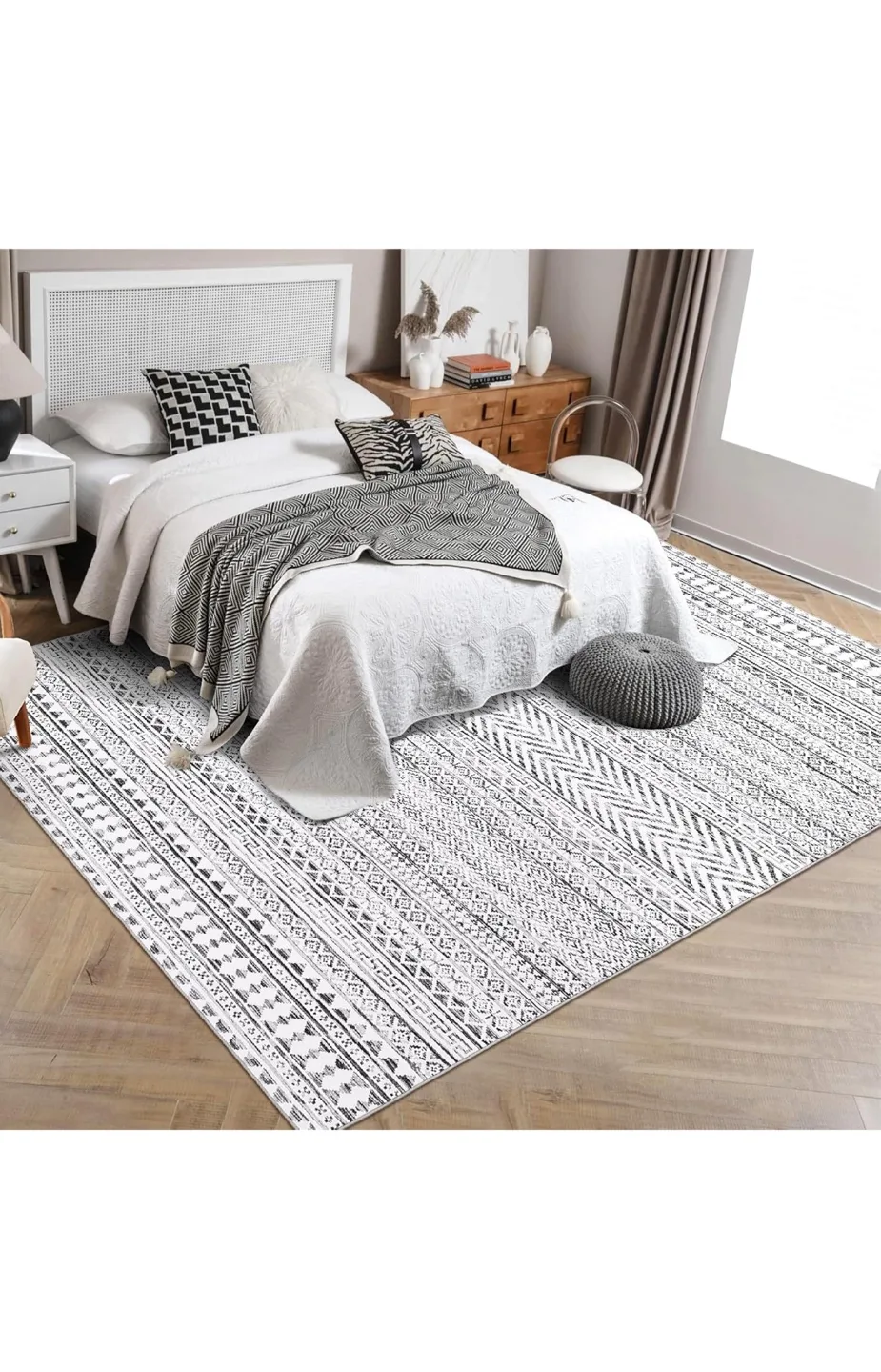 Black and White Area Rug image indicator(2)