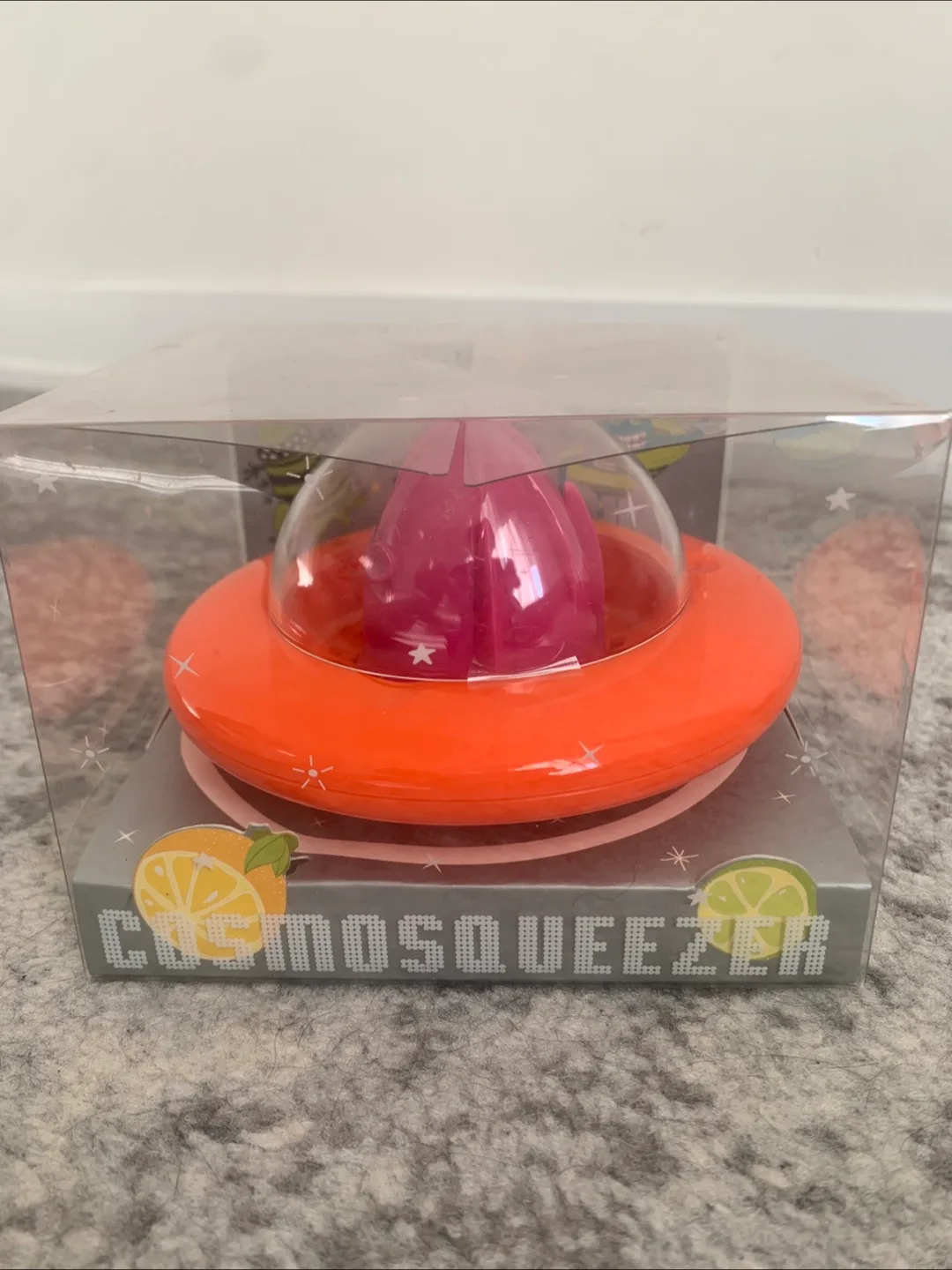 New Cosmosqueezer Juicer - Fun Kitchen Gadget! thumbnail