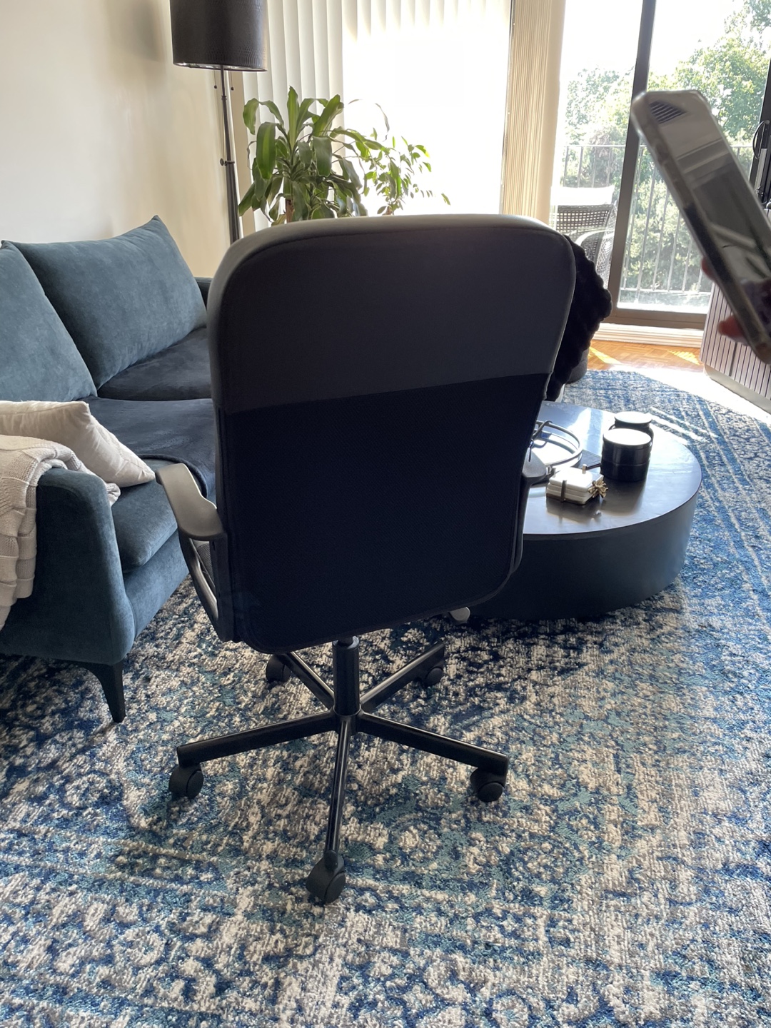 Black Office Chair - photo 4