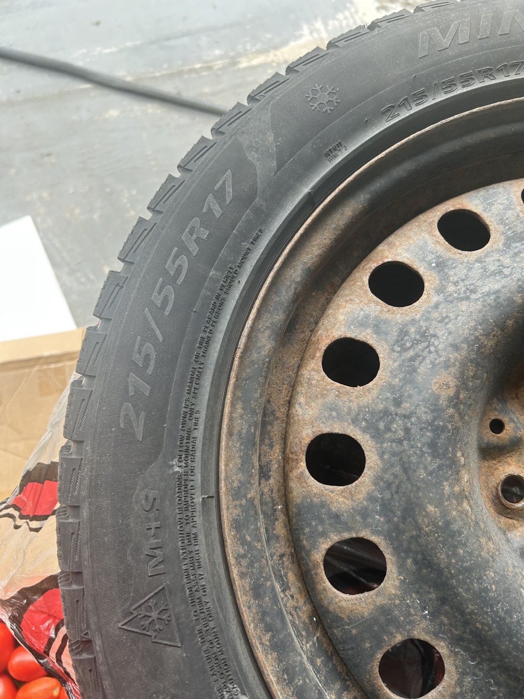 215/55R17 Used Winter Tire - photo 2