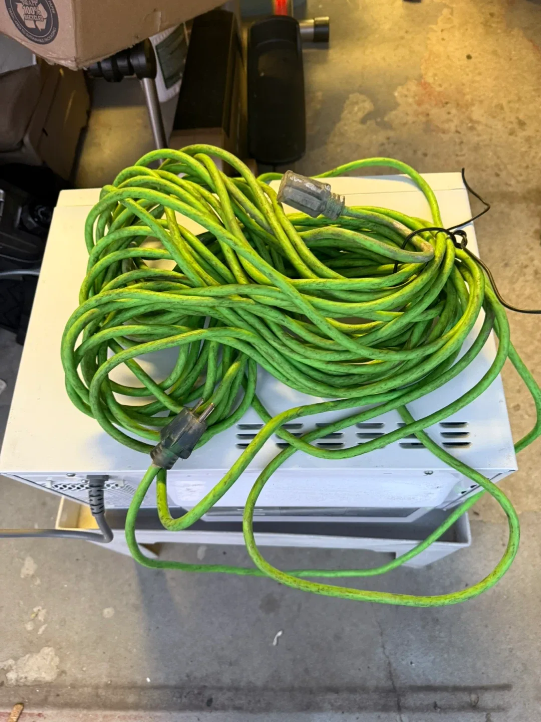 Green Extension Cord 30 Meter thumbnail
