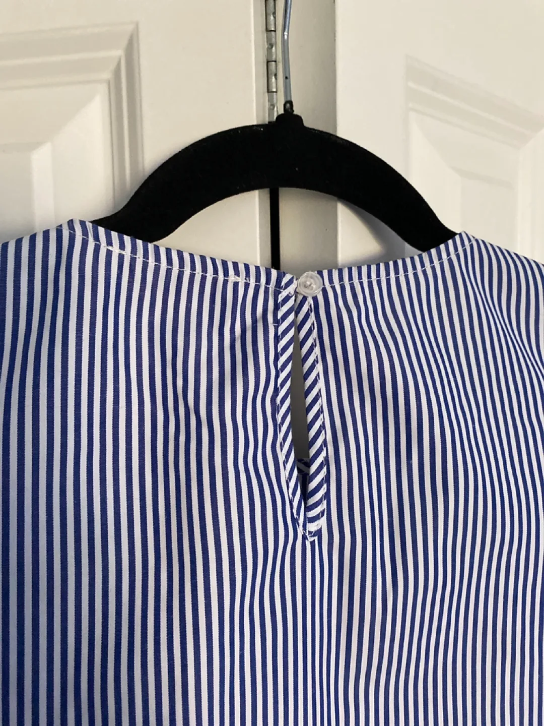 Molly Bracken XS Blue Striped Blouse image indicator(3)