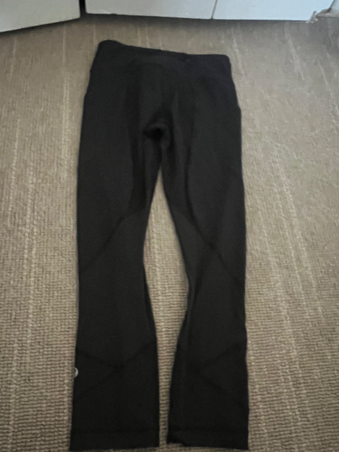 Lululemon Black Workout Leggings - photo 2
