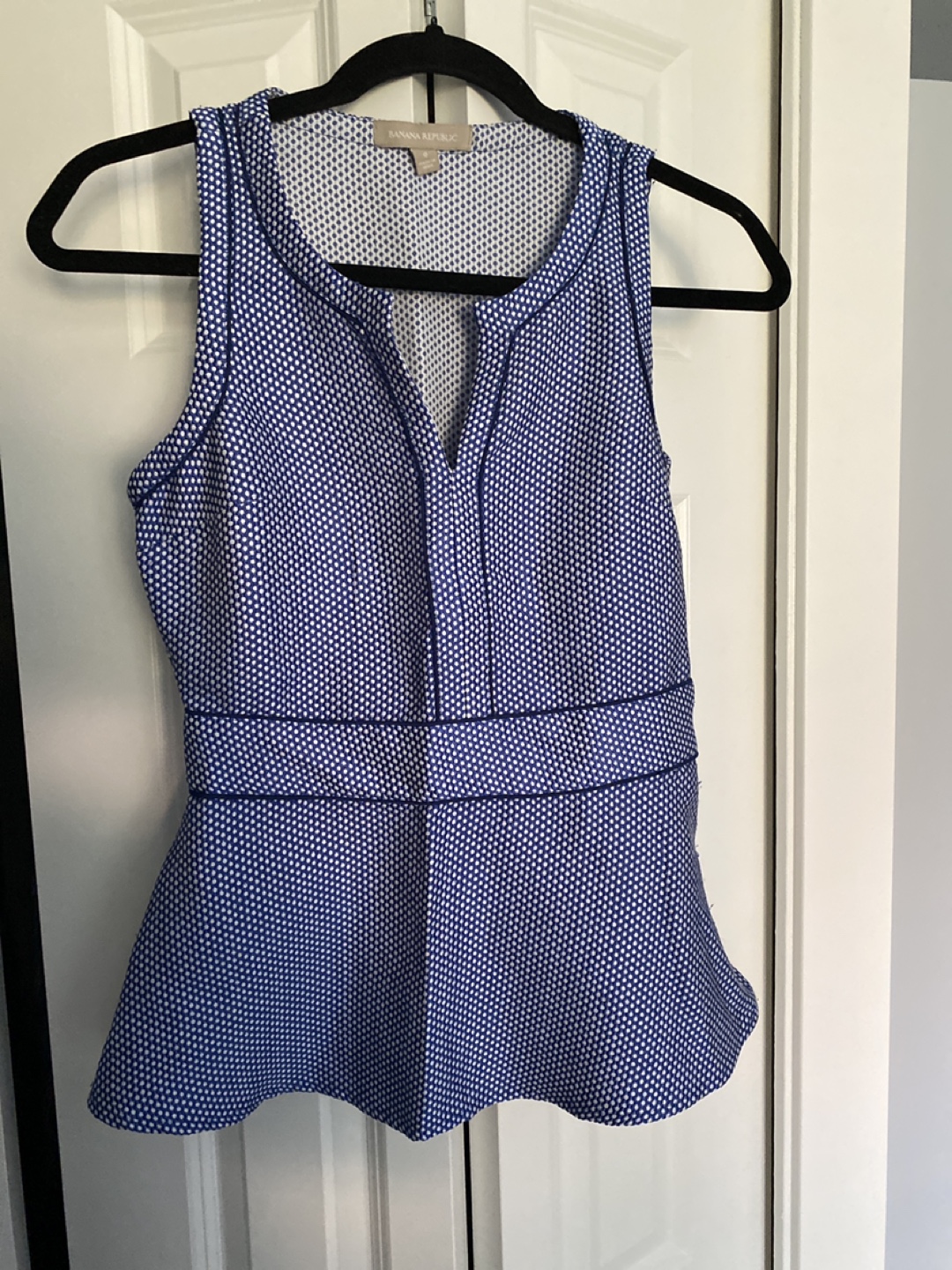 Banana Republic Blue Sleeveless Top - Size 0